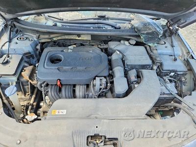 Zdjęcie 11 z 12 samochodu: 2015 HYUNDAI SONATA SPORT VIN:5NPE34AF5FH131122 - miniatura