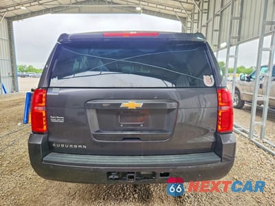 Zdjęcie 6 z 13 samochodu: 2017 CHEVROLET SUBURBAN K1500 LT VIN:1GNSKHKC5HR223934 - miniatura