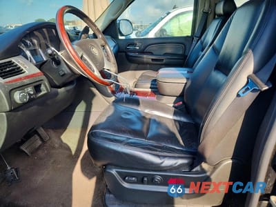 Zdjęcie 7 z 13 samochodu: 2009 CADILLAC ESCALADE LUXURY VIN:1GYFK232X9R144056 - miniatura