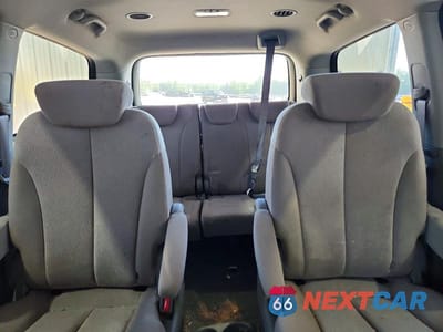 Zdjęcie 10 z 13 samochodu: 2010 KIA SEDONA LX VIN:KNDMG4C39A6343348 - miniatura
