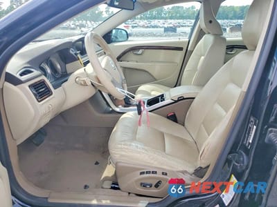 Zdjęcie 7 z 12 samochodu: 2013 VOLVO S80 3.2 VIN:YV1952AS4D1167122 - miniatura