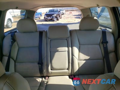 Zdjęcie 10 z 13 samochodu: 2004 VOLVO V70 FWD VIN:YV1SW59V242451163 - miniatura