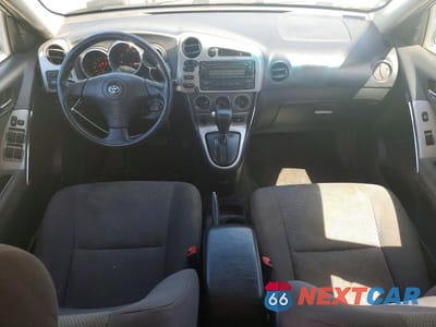 Zdjęcie 8 z 12 samochodu: 2006 TOYOTA MATRIX XR VIN:2T1LR32E86C561137 - miniatura