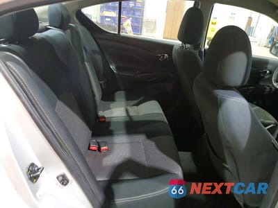 Zdjęcie 10 z 12 samochodu: 2019 NISSAN VERSA SV VIN:3N1CN7AP7KL880464 - miniatura