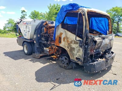 Czwarte zdjęcie samochodu z boku: 2021 ISUZU NPR VIN:54DB4W1D0MS208998 - miniatura