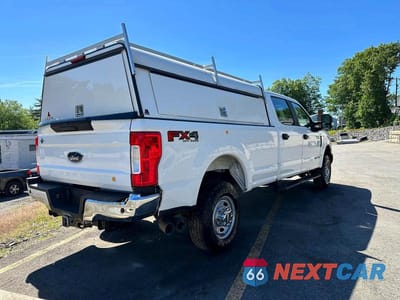 Trzecie zdjęcie samochodu z tyłu: 2019 FORD F250 SUPER DUTY VIN:1FT7W2BT0KEC82758 - miniatura