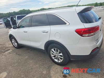 Drugie zdjęcie samochodu z przodu: 2017 KIA SORENTO LX V6 VIN:5XYPG4A50HG318847 - miniatura
