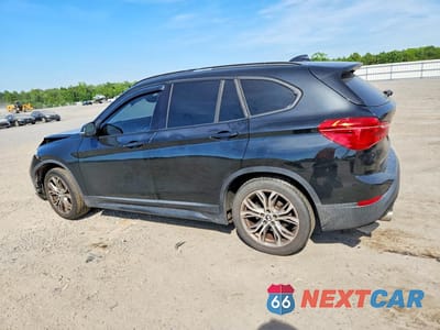Drugie zdjęcie samochodu z przodu: 2017 BMW X1 XDRIVE28I VIN:WBXHT3Z30H4A52098 - miniatura