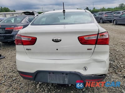 Zdjęcie 6 z 12 samochodu: 2013 KIA RIO LX VIN:KNADM4A36D6243303 - miniatura