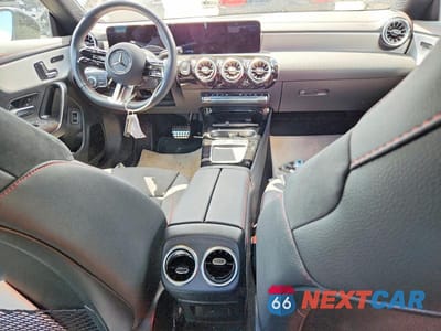 Zdjęcie 8 z 12 samochodu: 2025 MERCEDES-BENZ CLA 250 4MATIC VIN:W1K5J4HBXSN533663 - miniatura