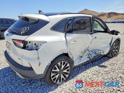 Trzecie zdjęcie samochodu z tyłu: 2020 FORD ESCAPE SE SPORT VIN:1FMCU0BZ2LUC56002 - miniatura