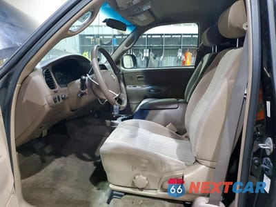 Zdjęcie 7 z 12 samochodu: 2004 TOYOTA TUNDRA ACCESS CAB SR5 VIN:5TBRT34114S452506 - miniatura