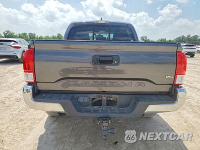 Zdjęcie 6 z 13 samochodu: 2017 TOYOTA TACOMA SR5 V6 VIN:5TFAZ5CN4HX023153 - miniatura