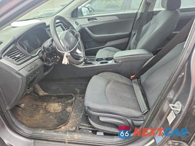 Zdjęcie 7 z 12 samochodu: 2019 HYUNDAI SONATA SE VIN:5NPE24AF3KH762092 - miniatura