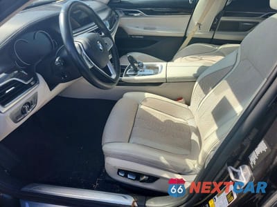 Zdjęcie 7 z 13 samochodu: 2016 BMW 750 XI VIN:WBA7F2C53GG420172 - miniatura