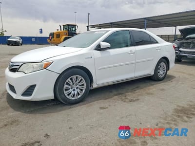 2014 TOYOTA CAMRY HYBRID LE 4T1BD1FK4EU108483 - główne zdjęcie licytacji z USA - miniatura