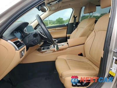Zdjęcie 7 z 12 samochodu: 2017 BMW 750 XI VIN:WBA7F2C52HG421878 - miniatura