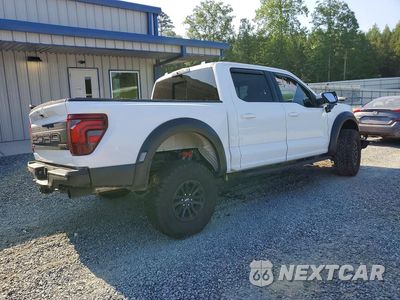 Trzecie zdjęcie samochodu z tyłu: 2025 FORD F150 RAPTOR VIN:1FTFW1RG7SFC59910 - miniatura