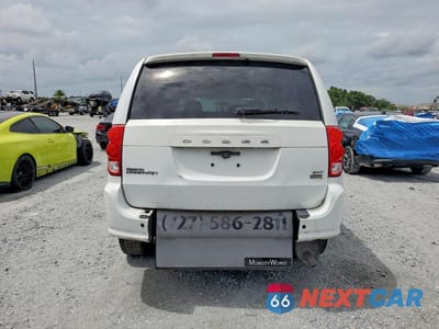 Zdjęcie 6 z 12 samochodu: 2015 DODGE GRAND CARAVAN SXT VIN:2C4RDGCG8FR541292 - miniatura