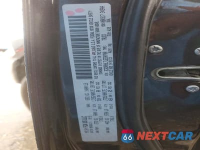 Zdjęcie 13 z 13 samochodu: 2018 RAM 3500 SLT VIN:3C63RRHL7JG330700 - miniatura