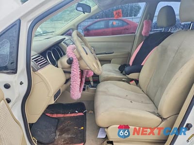 Zdjęcie 7 z 12 samochodu: 2007 NISSAN VERSA 1.8 S VIN:3N1BC13E47L403444 - miniatura