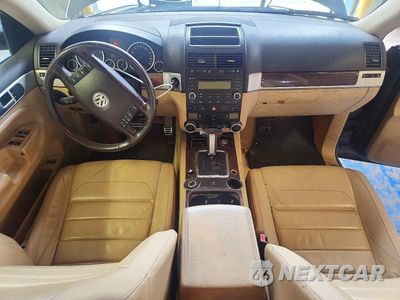 Zdjęcie 8 z 13 samochodu: 2008 VOLKSWAGEN TOUAREG 2 V8 VIN:WVGCB77L08D003352 - miniatura