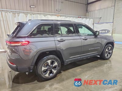 Trzecie zdjęcie samochodu z tyłu: 2024 JEEP GRAND CHEROKEE LIMITED 4XE VIN:1C4RJYB66RC116318 - miniatura