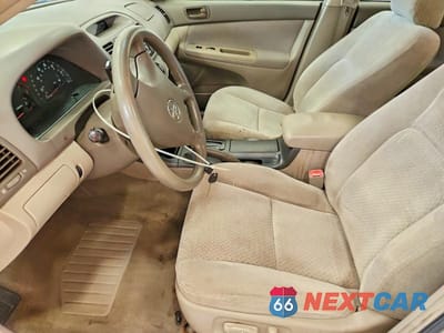 Zdjęcie 7 z 12 samochodu: 2004 TOYOTA CAMRY VIN:4T1BE32K84U930233 - miniatura