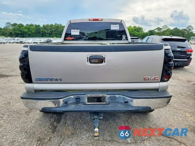 Zdjęcie 6 z 12 samochodu: 2005 GMC NEW SIERRA K1500 VIN:2GTEK13T051323780 - miniatura