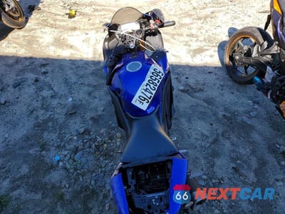 Zdjęcie 6 z 9 samochodu: 2019 YAMAHA YZFR3 VIN:MH3RH17Y8KK001911 - miniatura