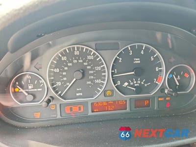 Zdjęcie 9 z 13 samochodu: 2005 BMW 330 XI VIN:WBAEW53465PN39878 - miniatura