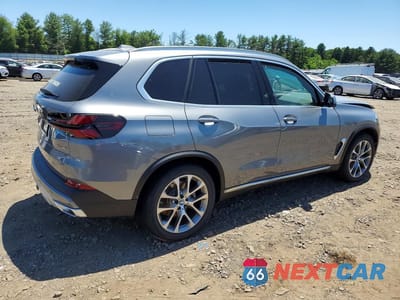 Trzecie zdjęcie samochodu z tyłu: 2026 BMW X5 XDRIVE40I VIN:5UX23EU05T9319383 - miniatura