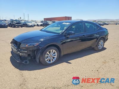 2025 TOYOTA CAMRY LE 4T1DAACK5SU519232 - główne zdjęcie licytacji z USA - miniatura