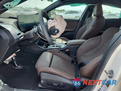 Zdjęcie 7 z 12 samochodu: 2026 BMW 228XI VIN:WBA23GG0XT7T82691 - miniatura
