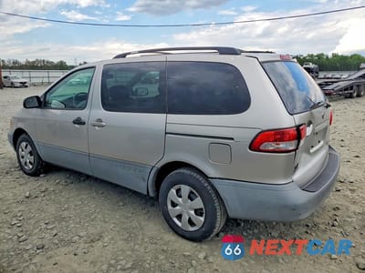 Drugie zdjęcie samochodu z przodu: 2002 TOYOTA SIENNA CE VIN:4T3ZF19C22U482543 - miniatura