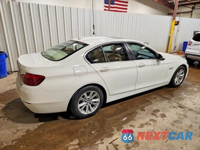 Trzecie zdjęcie samochodu z tyłu: 2015 BMW 528 XI VIN:WBA5A7C5XFD622610 - miniatura