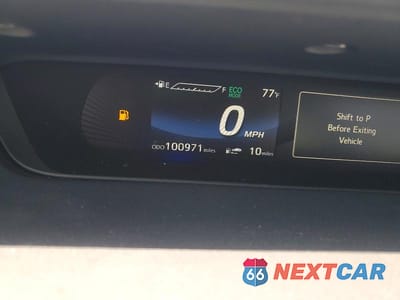 Zdjęcie 9 z 12 samochodu: 2017 TOYOTA MIRAI BASE VIN:JTDBVRBD3HA001955 - miniatura