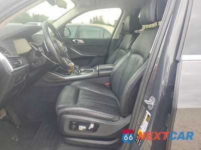 Zdjęcie 7 z 12 samochodu: 2021 BMW X7 XDRIVE40I VIN:5UXCW2C07M9G23024 - miniatura