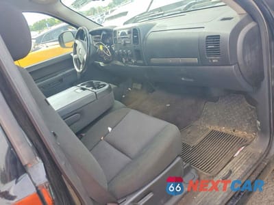 Zdjęcie 8 z 12 samochodu: 2013 CHEVROLET SILVERADO K1500 LT VIN:1GCNKSEA0DZ222360 - miniatura