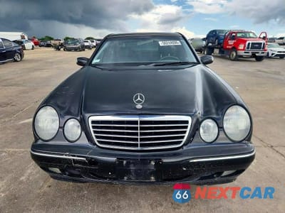 Piąte zdjęcie samochodu w środku: 2000 MERCEDES-BENZ E 320 VIN:WDBJF65J4YB061311 - miniatura