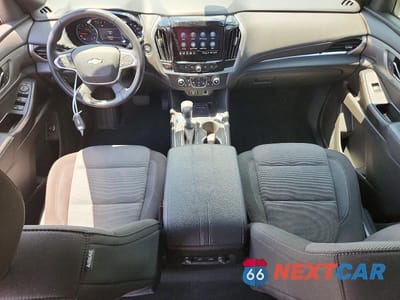 Zdjęcie 8 z 13 samochodu: 2022 CHEVROLET TRAVERSE LT VIN:1GNERGKW0NJ195256 - miniatura