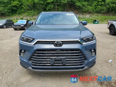 Piąte zdjęcie samochodu w środku: 2024 TOYOTA GRAND HIGHLANDER LIMITED VIN:5TDAAAB50RS043103 - miniatura