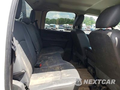Zdjęcie 10 z 12 samochodu: 2018 RAM 5500 VIN:3C7WRNFL4JG110581 - miniatura