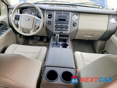 Zdjęcie 8 z 13 samochodu: 2010 FORD EXPEDITION XLT VIN:1FMJU1G59AEB72432 - miniatura