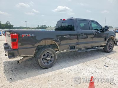Trzecie zdjęcie samochodu z tyłu: 2024 FORD F250 SUPER DUTY VIN:1FT8W2BA3REE43570 - miniatura