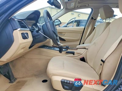Zdjęcie 7 z 12 samochodu: 2013 BMW 328 XI VIN:WBA3B3C53DF540183 - miniatura
