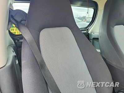 Zdjęcie 10 z 12 samochodu: 2013 SMART FORTWO VIN:WMEEJ3BA5DK593327 - miniatura