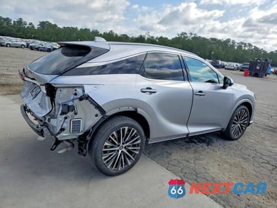 Trzecie zdjęcie samochodu z tyłu: 2025 LEXUS RX 350 PREMIUM+ VIN:JTJCHMAA8S2031487 - miniatura