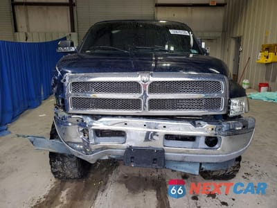 Piąte zdjęcie samochodu w środku: 2001 DODGE RAM 2500 VIN:1B7KF23671J291661 - miniatura