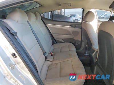 Zdjęcie 10 z 12 samochodu: 2019 HYUNDAI ELANTRA SEL VIN:KMHD84LF7KU767711 - miniatura